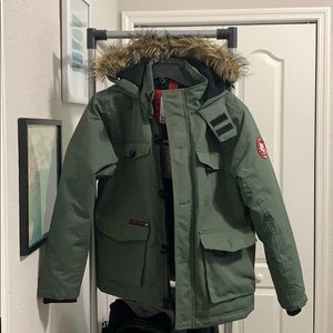 2 Big boy snow jackets (heavy duty) Sz 14-16